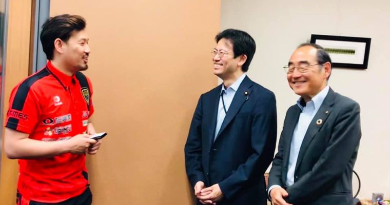 参院選へ所属議員の知恵や経験を寄せます、試合で上京中だった北九州市のプロフットサルチーム「ボルクバレット北九州」の中村代表、全日本分権自治フォーラム　衆議院議員　きいたかし　福岡10区　(北九州市門司区・小倉北区・小倉南区)