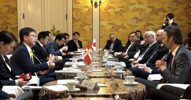デンマーク王国議会交通委員会が国会へ　衆議院議員　きいたかし　福岡10区（北九州市門司区・小倉北区・小倉南区）